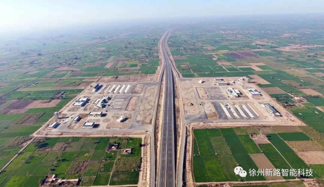 新路科技滑模機(jī)攻堅(jiān)克難創(chuàng)佳績，中鐵二十局海外工程再獲好評(píng)！